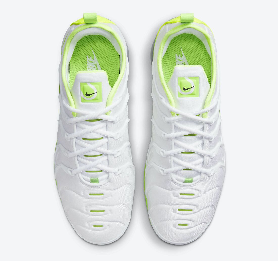 2021 Nike Air VaporMax Plus White Grass Green Shoes For Women - Click Image to Close